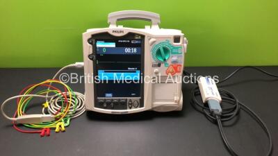 Philips MRx Defibrillator Including ECG, Pacer and Printer Options with 1 x Battery, 1 x Paddle Lead with Test Load and 1 x 3 Lead ECG Lead (Powers Up) *US00204561*