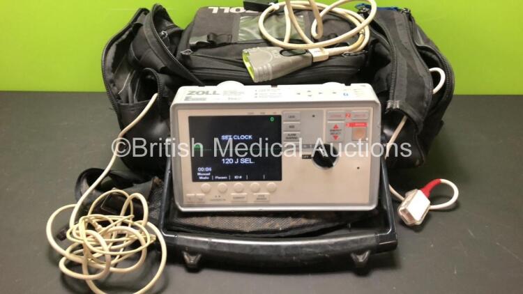 Zoll E Series Defibrillator Including ECG, SpO2, CO2, NIBP and Printer Options in Carry Bag with 1 x Zoll SurePower Battery, 1 x SpO2 Lead and 1 x ECG Lead (Powers Up)