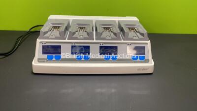 Stryker System 6 Ref - 6110-120 4 Bay Battery Charger with 4 x Battery Holder Modules (Powers Up) *5229-894*