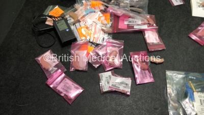 Audiometry Job Lot Including Siemens and Oticon Hearing Aids, Hearing Aid Testers and Phonak Campus S TX3 Chargers - 3