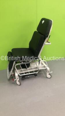 Hausted APC Patient Chair