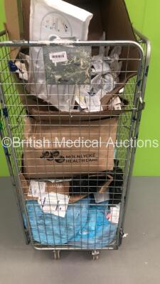 Cage of Mixed Consumables Including Smiths Portex Tracheal Tubes,Medisense Glucose & Ketone Control Solutions and Teleflex Medical Needle/Stabilizer Kits (Cage Not Included) - 3