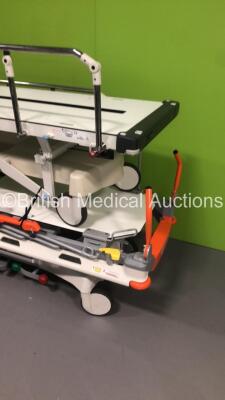 5 x Huntleigh Lifeguard Hydraulic Patient Trolley and 1 x Linet Spirit Hydraulic Patient Trolley (1 x Lifeguard in Picture - 5 In Lot) - 2