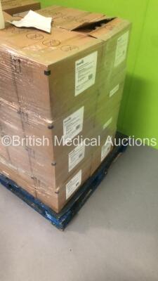 Pallet of 47 x Boxes of Diversey Soft Care Lotionized Hand Wash (Each Box Has 6 Bottles in - 282 Bottles Total) - 2