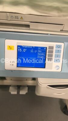 Drager Isolette 8000 Infant Incubator Version 4.11 with Mattress (Powers Up with Error - See Pictures) - 3