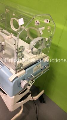 Drager Isolette 8000 Infant Incubator Version 4.11 with Mattress (Powers Up with Error - See Pictures) - 7