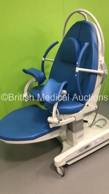 BorCad PPA-AB36 Birthing Bed with Controller, Stirrups and Attachments (Powers Up - Cracks to Lower Body Plastic Trim) - 2