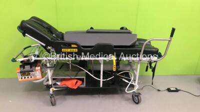 Ferno CCT SIX-P Ambulance Stretcher with Mattress, Drager OxyLog 3000 Ventilator with Hoses (Powers Up) *S/N CCT-1139*