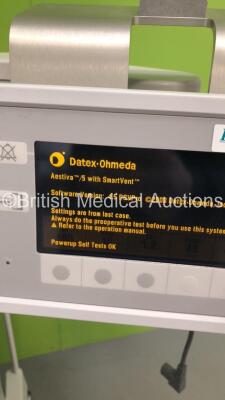 Datex-Ohmeda Aestiva/5 Anaesthesia Machine with Datex-Ohmeda Smartvent Software Version 4.5 PSVPro,Absorber,Bellows,Oxygen Mixer and Hoses (Powers Up) * SN AMRJ01570 * - 4