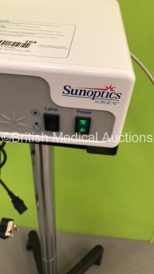 Sunoptics Surgical SolarMaxx 060 Light Source on Stand (Powers Up) - 5