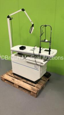 Luneau Duet Ophthalmic Table with Chin Rest and Lamp (Powers Up) *S/N 54407* - 2