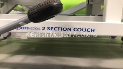 1 x Homecraft Hydraulic 3 Way Patient Examination Couch and 1 x Seers Medical Patient Examination Couch (Both Hydraulics Tested Working) - 4