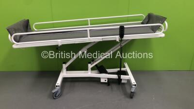 Chiltern Shower Trolley with Controller (No Power - Suspect Flat Battery)