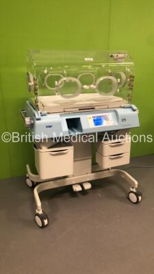 Drager Isolette 8000 Infant Incubator Version 4.12 with Mattress (Powers Up - Damage to Screen - Damage to Hinge - Missing Humidifier - See Pictures) - 5