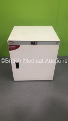 LEEC Warming Cabinet Model W157 (Powers Up) *S/N 00488*