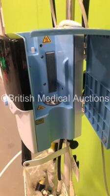 Vapotherm Precision Flow Heater/Humidifier Unit on Stand with Hose (Powers Up) * Mfd 2013 * - 3