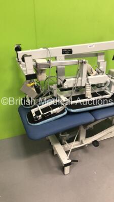 1 x Plinth Co Hydraulic Patient Examination Couch and 1 x Plinth 2000 Electric 3-Way Patient Examination Couch with Controller (1 x Powers Up,1 x Hydraulics Tested Working) - 4