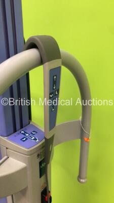 Arjo Maxi Move Electric Patient Hoist with Controller (Unable to Test Due to No Battery) - 3