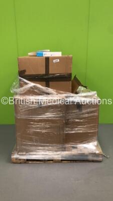 Pallet of P3 Medical Robertshaw Double Lumen Endobronchial Tubes * On Pallet *