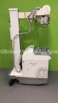 GE AMX4 Plus Mobile X-Ray Model 2236420 with Exposure Hand Trigger and Key (Powers Up with Key-Key Included-Scratch to Display and General Marks to Trim-See Photos) * SN 955247WK2 * * Mfd July 2000 *