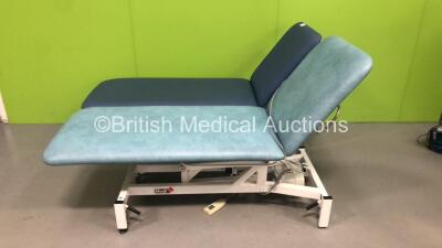 2 x Medi Plinth Electric Patient Couches with Controllers (Both Power Up) *S/N 503391 / 503393*