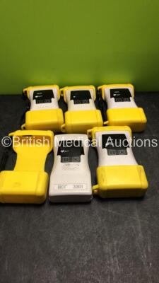 5 x BCI 3301 Handheld Pulse Oximeters