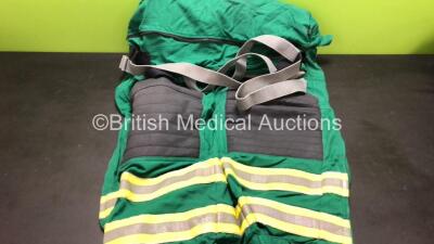 2 x Emergency Vests and 2 x Emergency Padded Trousers (Medium) - 5