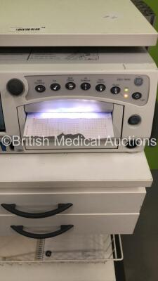 GE 250cx Corometrics Series Fetal Monitor with US,US2,UA,FECG/MECG,SpO2 and NIBP Options on Stand (Powers Up-Slight Crack to Casing) * Mfd 2011 * - 4