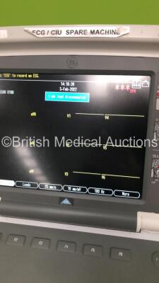 GE MAC 5500 HD ECG Machine on Stand with 1 x 10-Lead ECG CAM HD Leads (Powers Up) * SN SKJ14443342PA * * Mfd 2014 * - 4