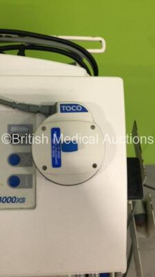 Huntleigh BD4000XS Fetal Monitor on Stand with 1 x US1 Transducer,1 x TOCO Transducer,1 x Control Finger Trigger and Job Lot of Printer Paper (Powers Up) - 5