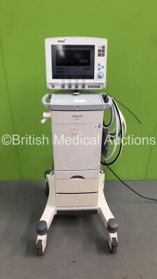 Maquet Servo i Ventilator Model No 6487800 System Version v8.0 System Software Version v8.00.01 Total Operating Hours 108013 with Hoses (Powers Up) * SN 42001 *