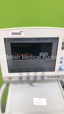 Maquet Servo i Ventilator Model No 6487800 System Version v8.0 System Software Version v8.00.01 Total Operating Hours 108013 with Hoses (Powers Up) * SN 42001 * - 3