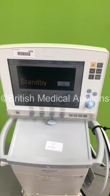 Maquet Servo i Ventilator Model No 6487800 System Version v8.0 System Software Version v8.00.01 Total Operating Hours 108013 with Hoses (Powers Up) * SN 42001 * - 4