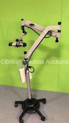 Global Surgical Microscope with 2 x 10x Eyepieces,M1028-250 Lens and Manual on Stand (Unable to Test Due to No Light Source) - 8