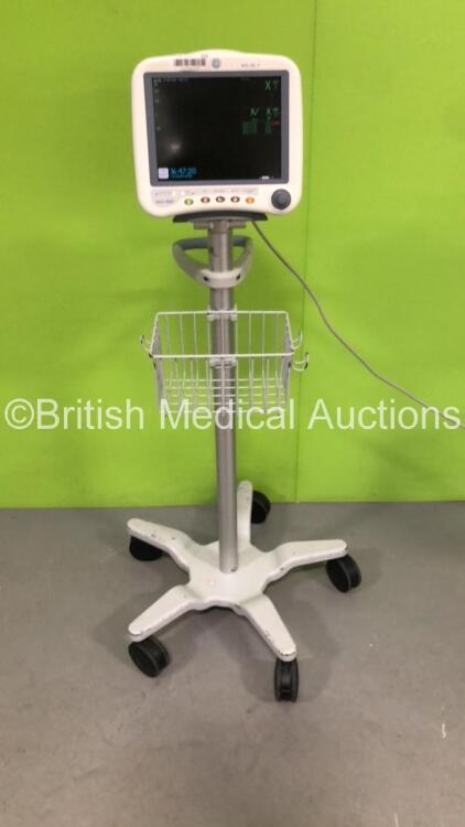 GE Dash 4000 Patient Monitor on Stand with BP1,BP2,SpO2,Temp/CO,NBP and ECG Options (Powers Up) * Mfd 2008 *