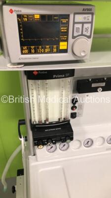 InterMed Penlon Prima SP Anaesthesia Machine with InterMed Penlon AV 900 Ventilator Software Version v3.20 (Build 000 ) / Display Version v3.04 (Build 016 ),Absorber,Bellows,Oxygen Mixer and Hoses (Powers Up) - 4