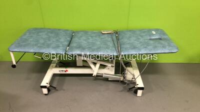 Medi-Plinth 3-Way Electric Patient Examination Couch with Controller (Powers Up and Tested Working) * SN N/A *