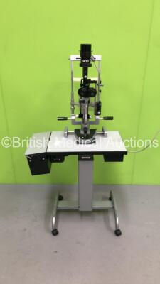 Haag-Streit Bern SL900 Slit Lamp with 2 x 10x Eyepieces and Haag-Streit Bern Tonometer on Hydraulic Stand (Powers Up with Good Bulb) *C*