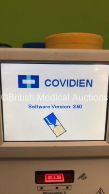 Covidien ForceTriad Electrosurgical /Diathermy Unit Software Version 3.6 on Stand with Footswitches (Powers Up) *S/N TR3K38192EX* **Mfd 11/2013** - 2