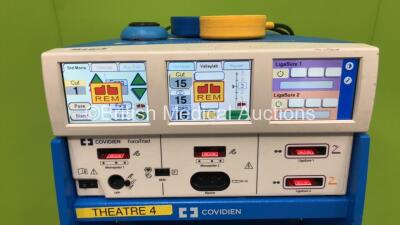 Covidien ForceTriad Electrosurgical /Diathermy Unit Software Version 3.6 on Stand with Footswitches (Powers Up) *S/N TR3K38192EX* **Mfd 11/2013** - 3