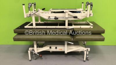 3 x Nesbit Evans Hydraulic Patient Couches (Hydraulics Tested Working) and 1 x Sidhil Hydraulic Patient Couch (Please See All Photos for Additional Couches - Hydraulics Tested Working)