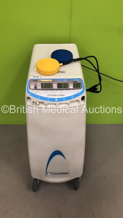 ConMed System 5000 Electrosurgical / Diathermy Unit Model 60-8005-001 with Footswitch (Powers Up) *S/N 12BGP100*