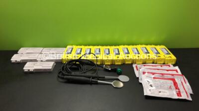 Job Lot Including 1 x Philips Internal Hard Paddles with M4740A Connector, 11 x Cardiac Science Powerheart AED G3 Batteries (Untested) 5 x Zoll SurePower II X Series Propaq M/MD Batteries (Untested) and 4 x Phillips DP Electrode Pads - 1 x In Date