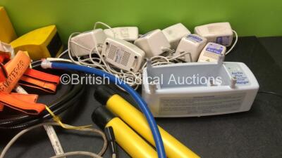 Mixed Lot Including Block Head Straps, Head Blocks and Mangar Airflo Chargers - 3