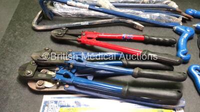 Job Lot of Tools Including Crowbars, Bolt Cutters, Glass Cutters and Hacksaw Blades - 2