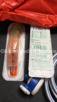 Mixed Lot Including 1 x Carry Bag, 1 x Ferno AS 120 Vacuum Leg Splint, 2 x Supraglottic Airways *Both in Date* 1 x Entonox Hose with Regulator, 1 x ChoiceMMed MD300M Pulse Oximeter with SpO2 Finger Sensor (Powers Up) 1 x AND Medical UA-611 Digital Blood - 3