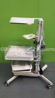 Fisher and Paykel Neopuff Infant Resuscitare with Mattress and Hoses (Powers Up) *S/N 2001-WE13000070* - 2