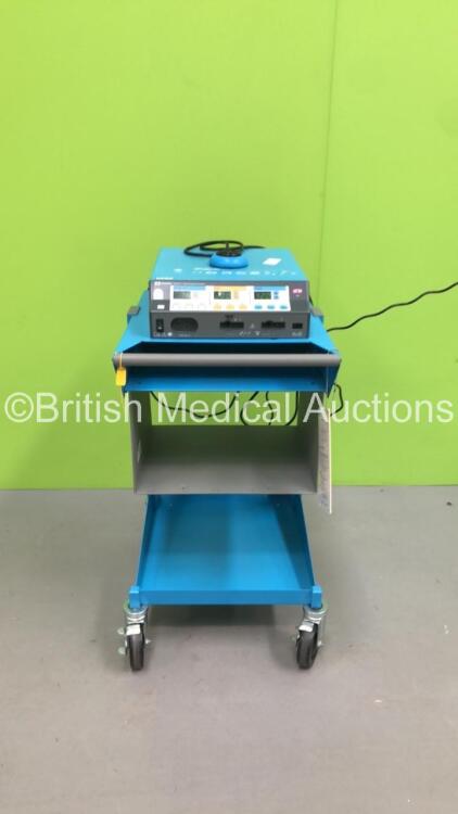 Covidien Valleylab Force FX-8C Electrosurgical Diathermy Unit with Footswitch on Trolley (Powers Up) *F6D46350A*