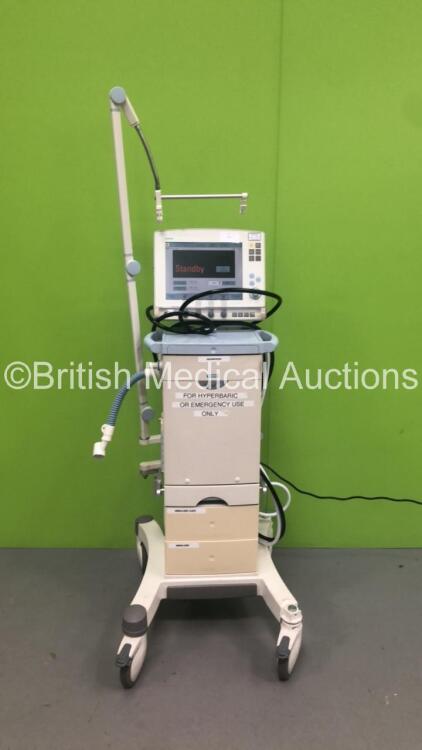 Siemens Servo-I Ventilator *System Version - V7.0, System Software Version - V7.00.00* Total Operating Hours - 10112h with Hoses (Powers Up, Missing Wheel Casing - See Photos) *5864*