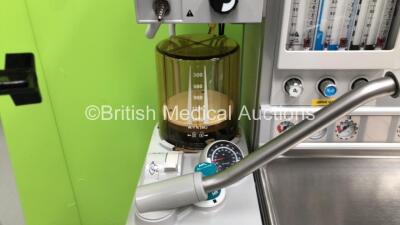 Datex-Ohmeda Aestiva/5 Anaesthesia Machine with Aestiva 7900 Smartvent Software 3.5, Oxygen Mixer, Absorber, Bellows and Hoses (Powers Up) *AMRG00824* - 5